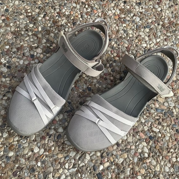 Teva Women's Tirra Sandals Size 8.5 Grey Mesh Hook and Loop Adjustable - Picture 7 of 7
